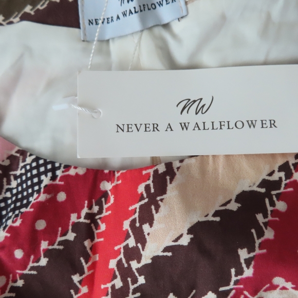 NWT Never a Wallflower Patchwork Smocked Long Sleeve Crop Top Sz XS - Picture 5 of 5